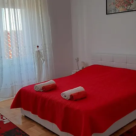 & Rina - Comfort Studio With Patio